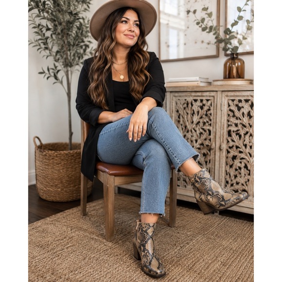 Zodiac Shoes - Zodiac Womens Snakeskin Print Platform Block Heel Ankle Boots Brown Tan Size 10
